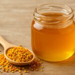 8 مورد از خواص خوردن گرده گل با عسل 9 عسل و گرده گل