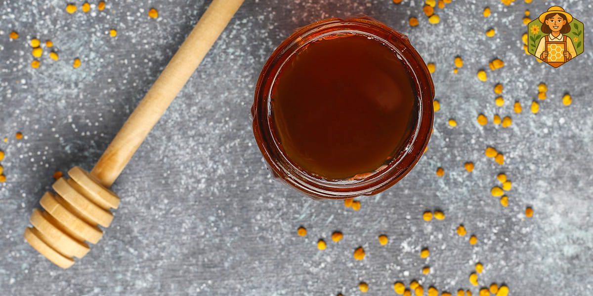 عسل آویشن چیست؟ خواص عسل آویشن در طب سنتی 2 خواص عسل آویشن